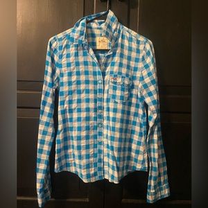 Hollister women’s size small blue and white plaid shirt